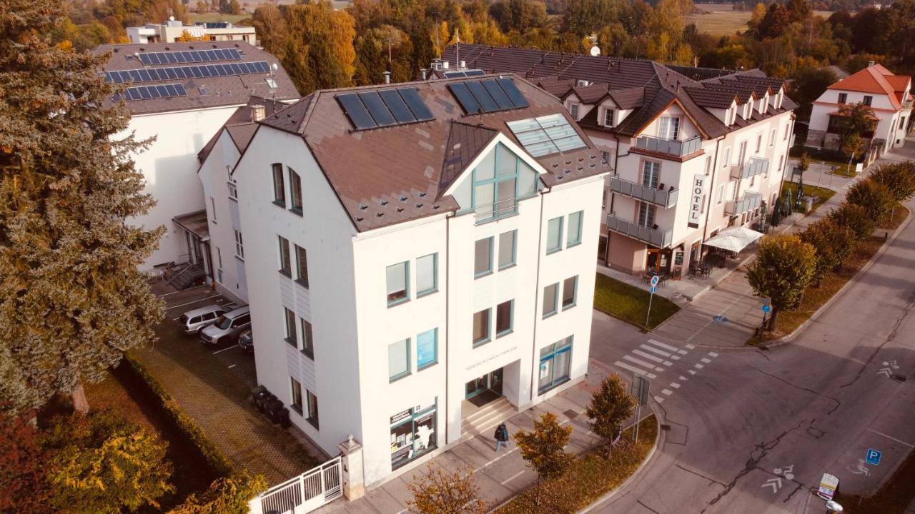 Apartments Radka Třeboň 外观 照片